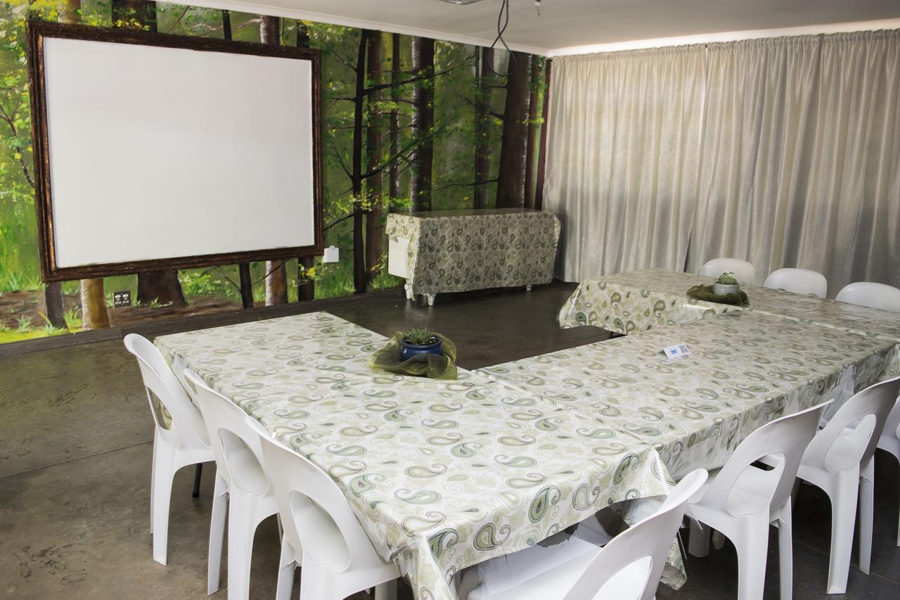 Rain Forest Boutique Camp Крюгерсдорп Экстерьер фото