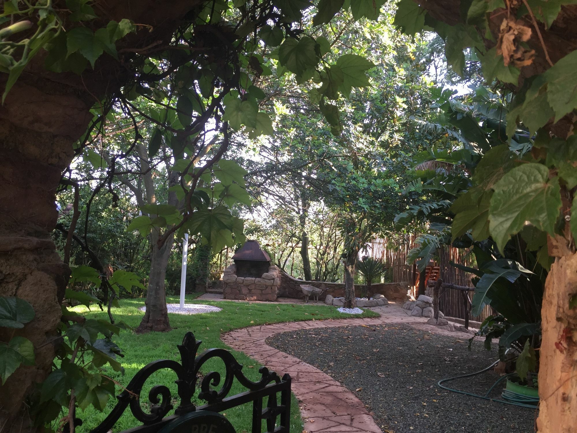 Rain Forest Boutique Camp Крюгерсдорп Экстерьер фото